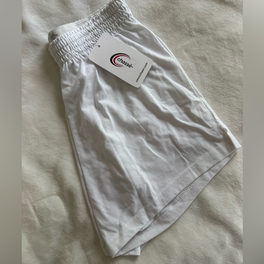 Chassé White Cheer Shorts NWT YL